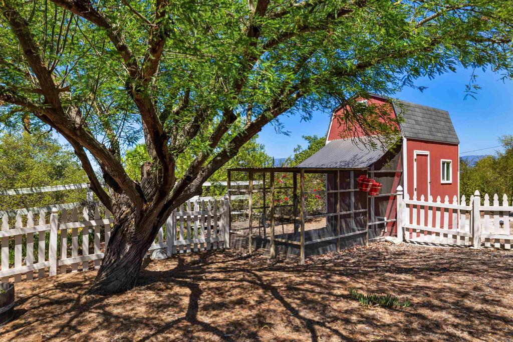 main property photo 51