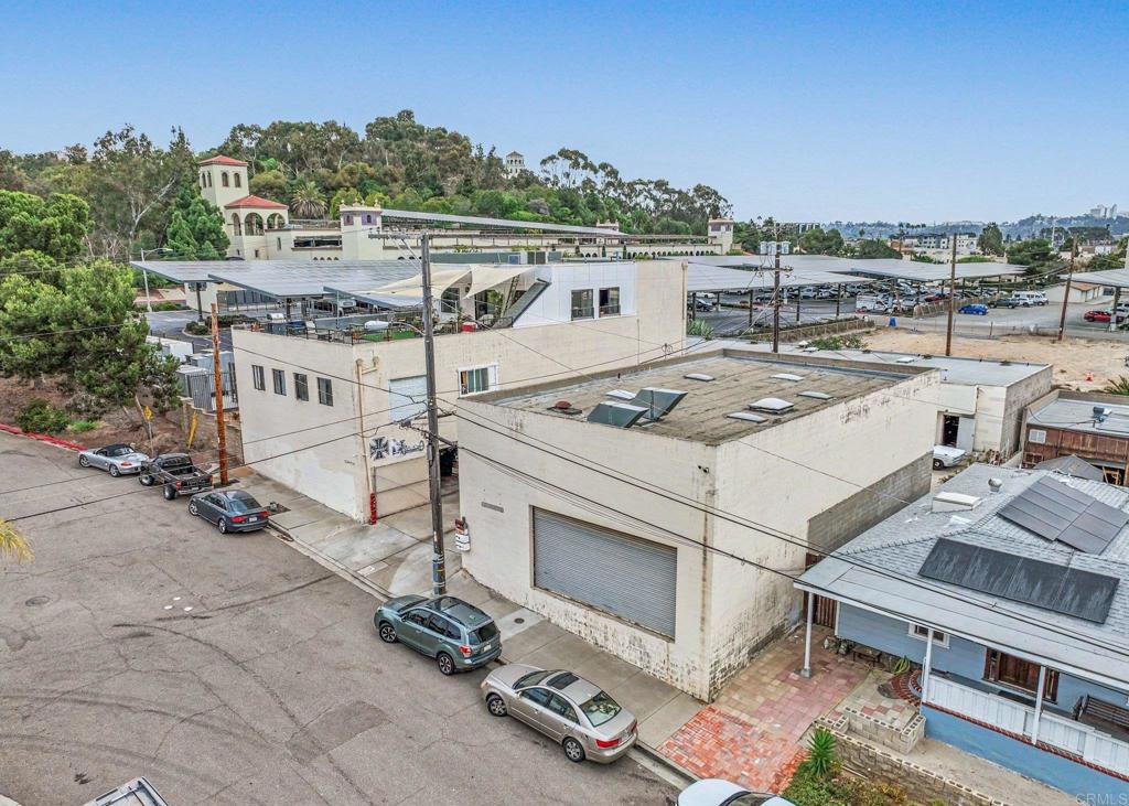 main property photo 10