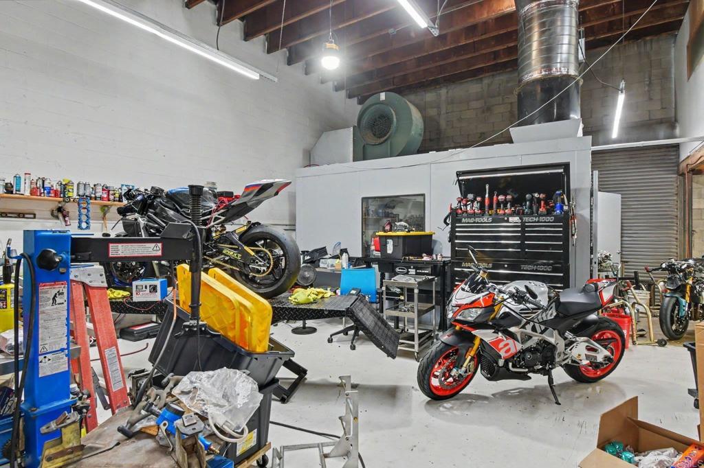 main property photo 31