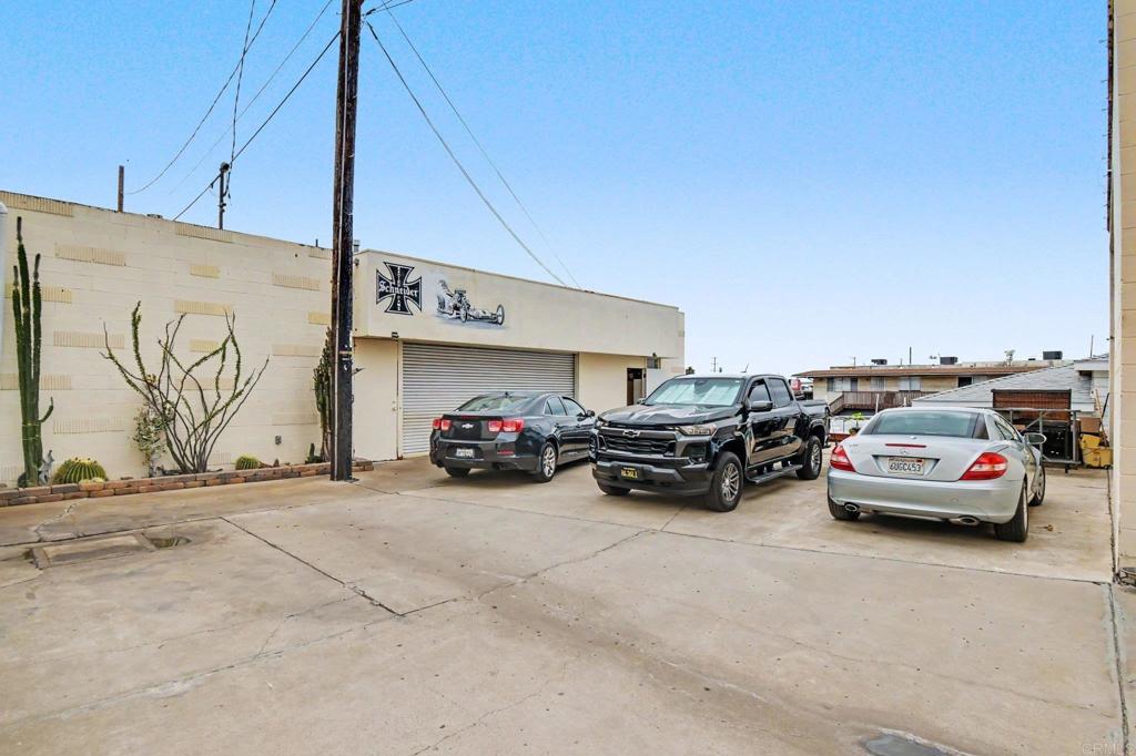 main property photo 47