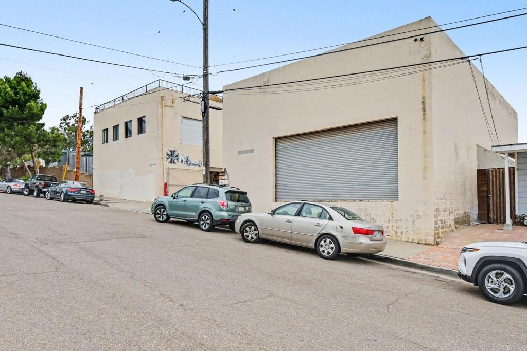 main property photo 5