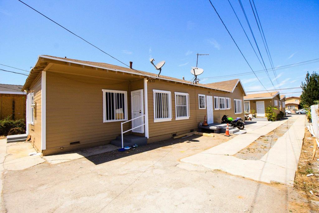 main property photo 13