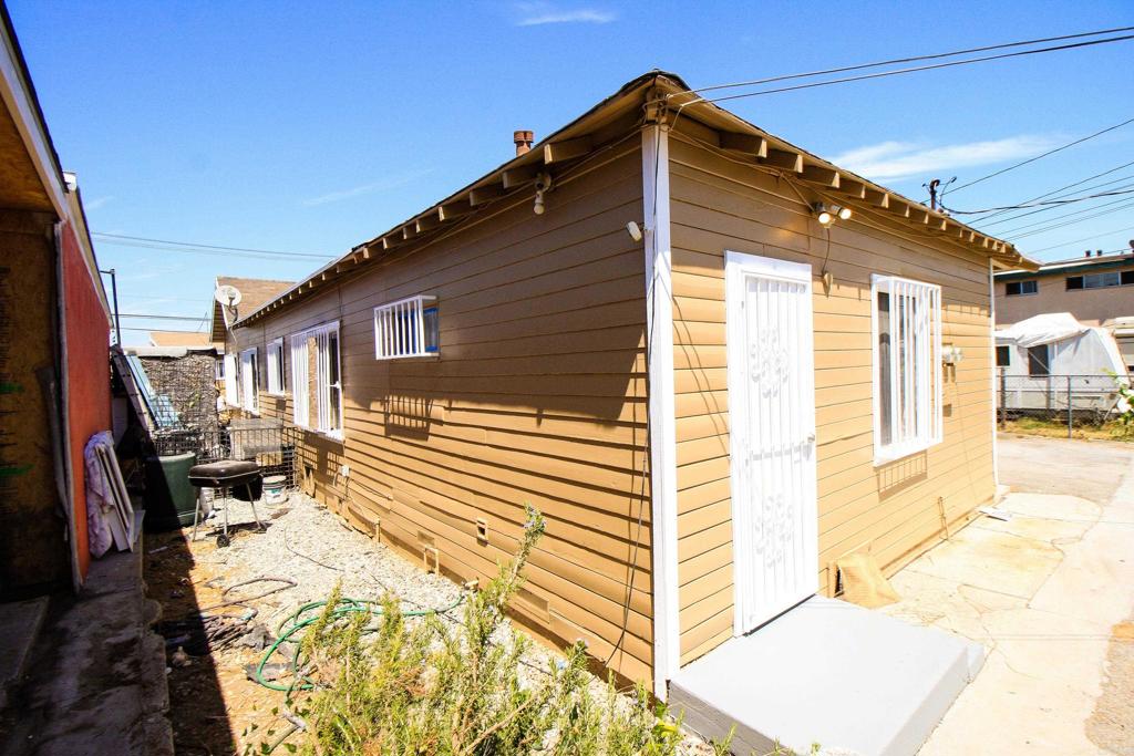 main property photo 18