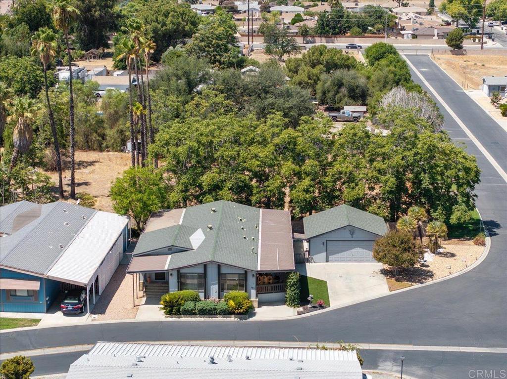 main property photo 44