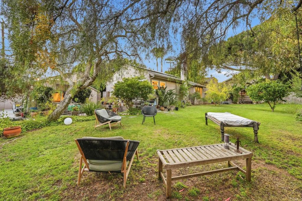 main property photo 50