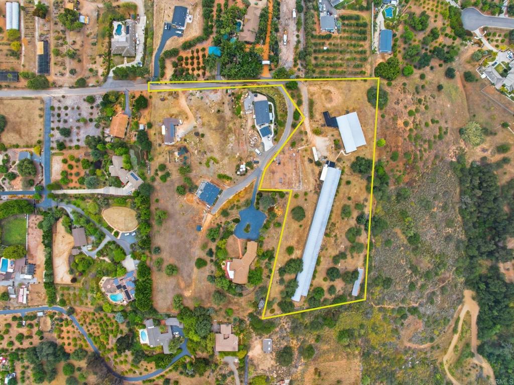 main property photo 28