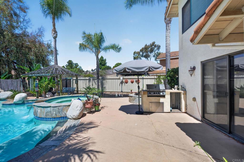 main property photo 47