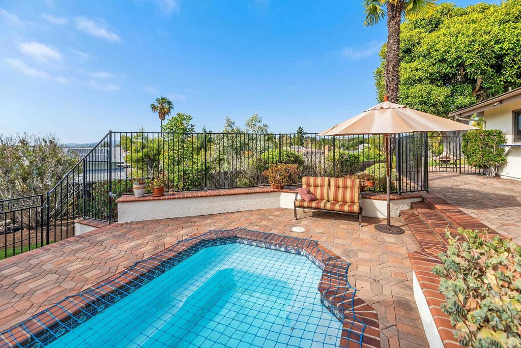 main property photo 49