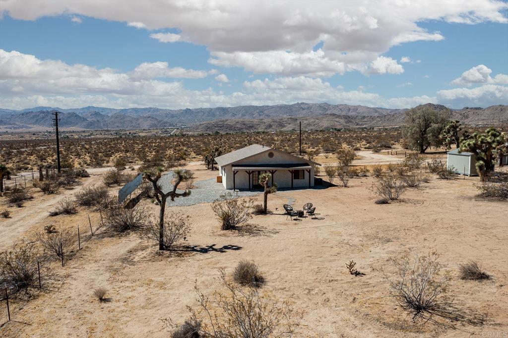 main property photo 28