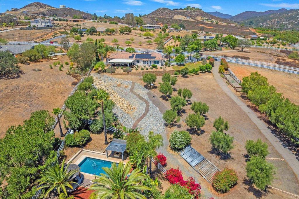 main property photo 50