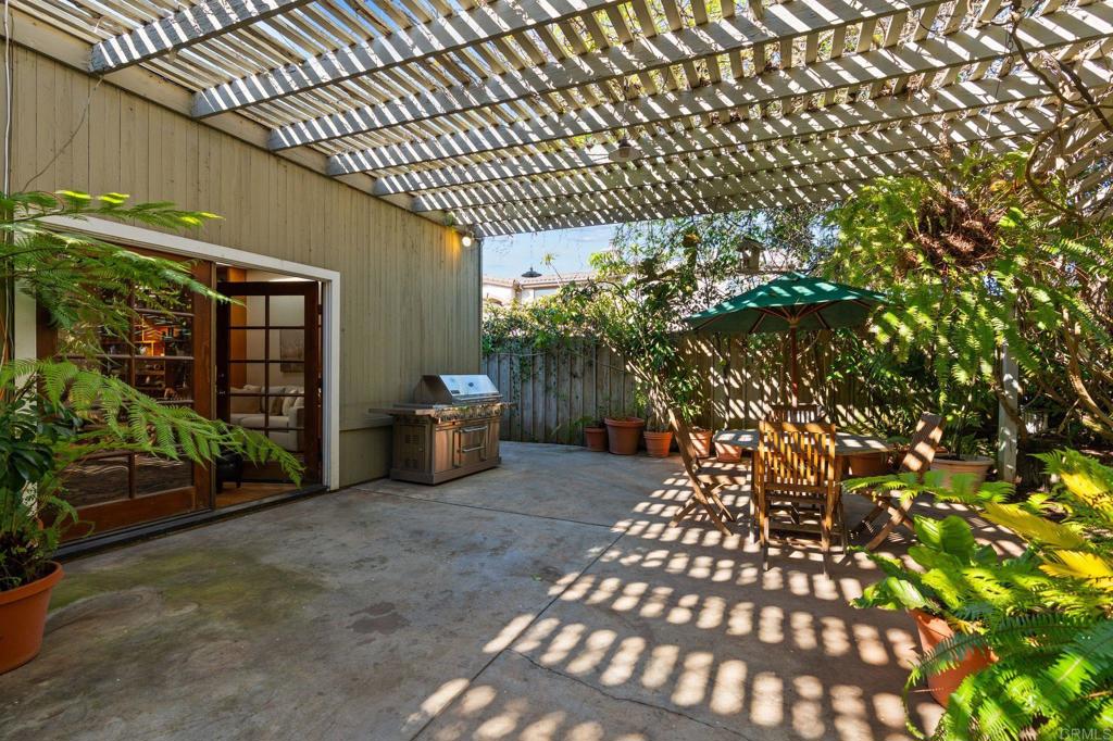 main property photo 44