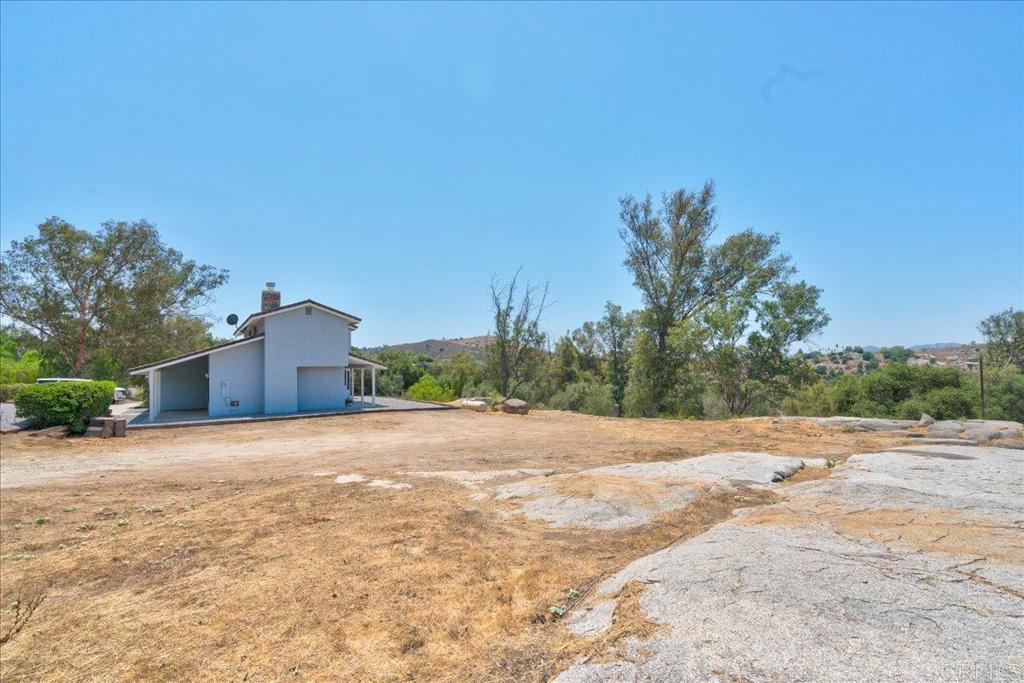 main property photo 41
