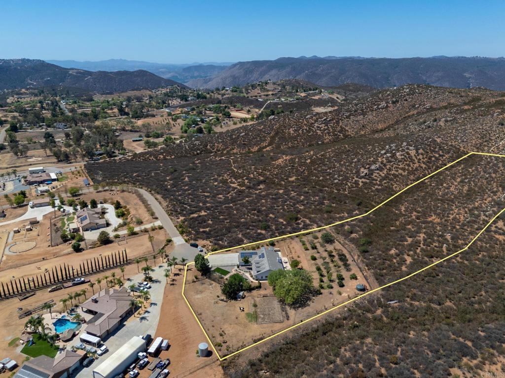 main property photo 11