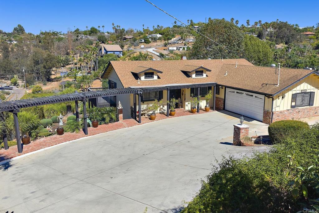 main property photo 29