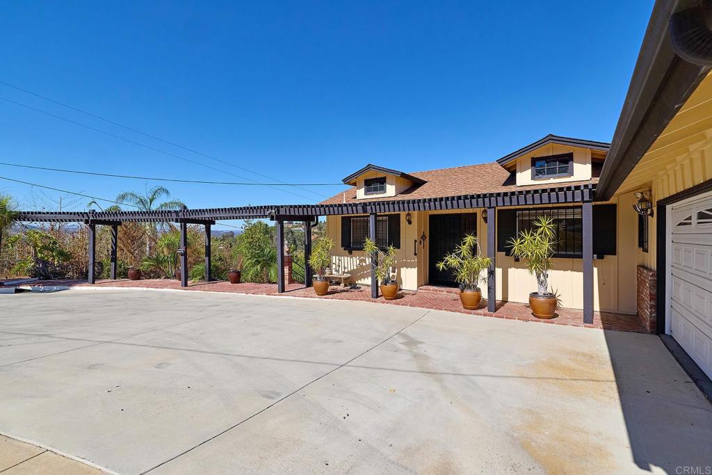 main property photo 31