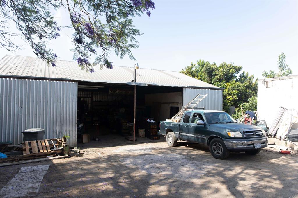 main property photo 34
