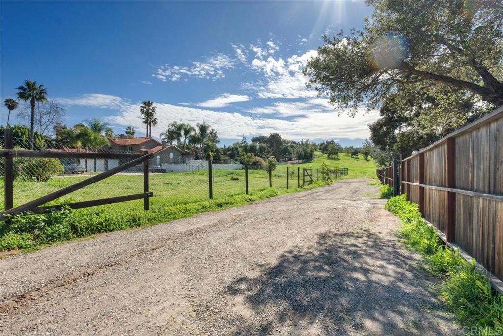 main property photo 22