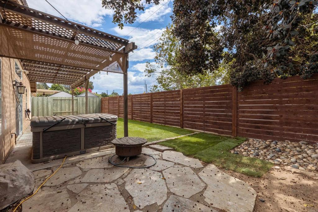main property photo 34