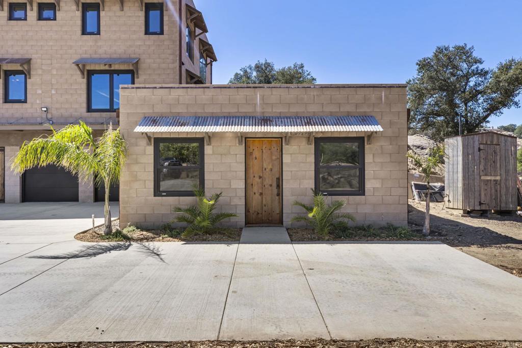 main property photo 19