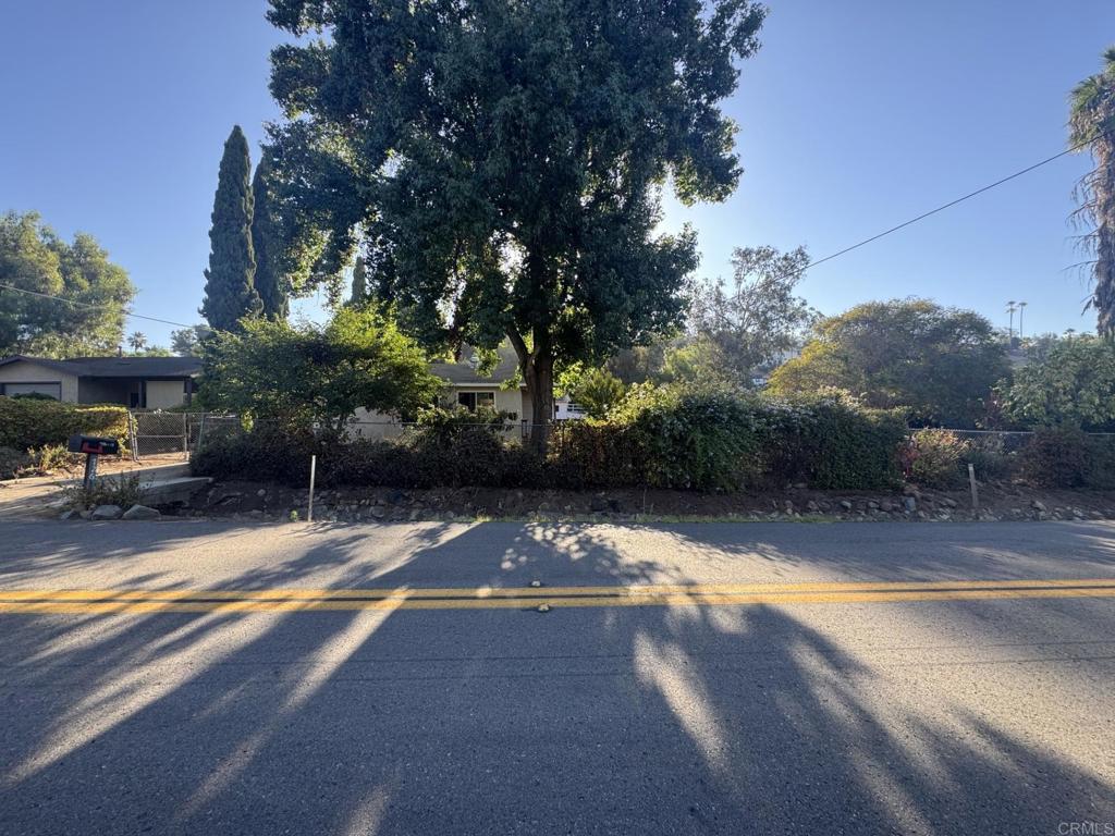 main property photo 16