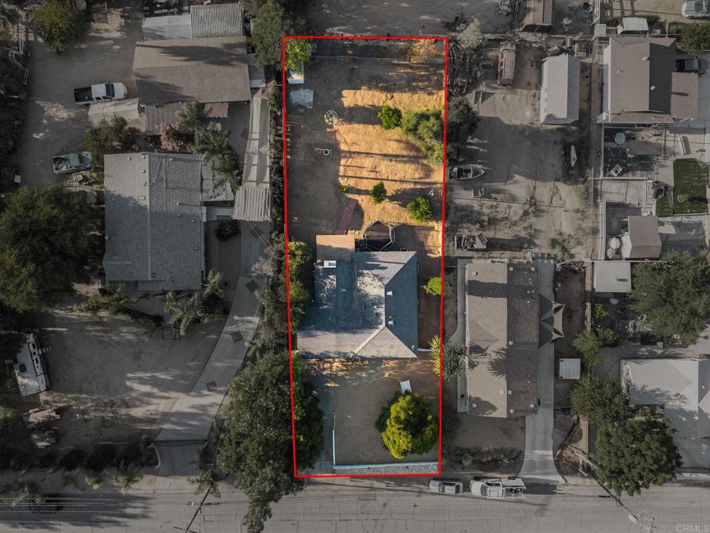 main property photo 22