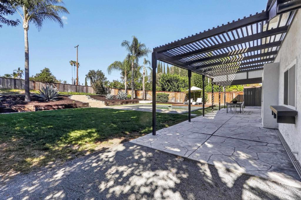 main property photo 60