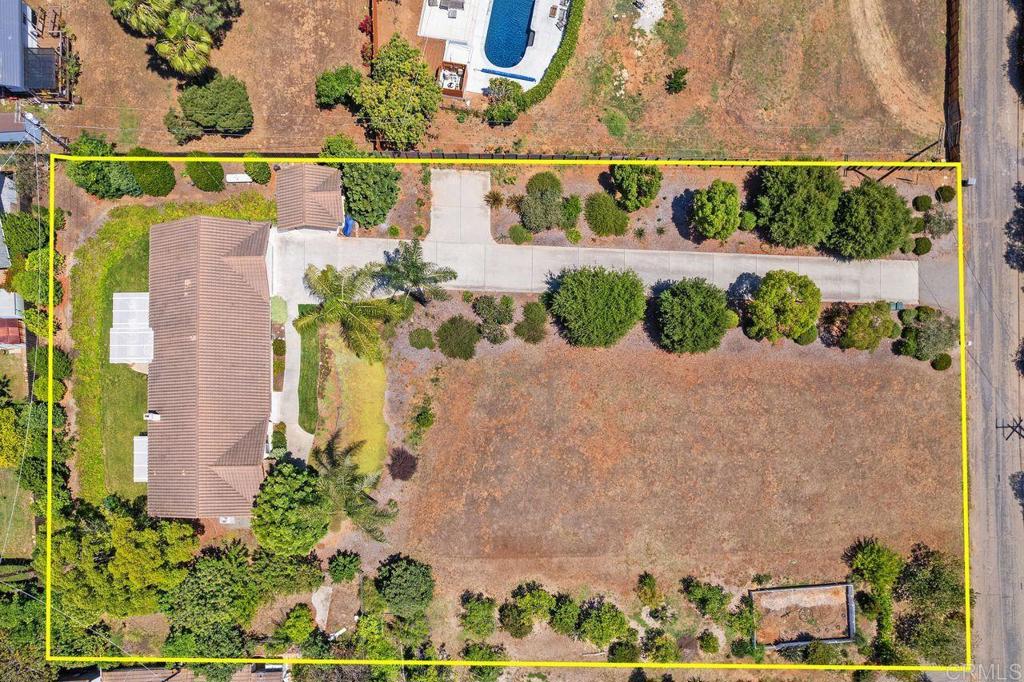 main property photo 45
