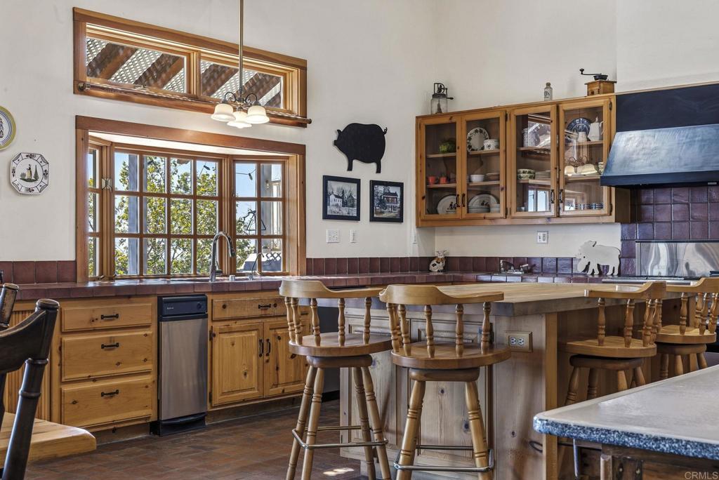 main property photo 60