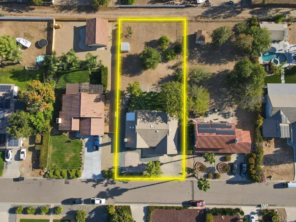 main property photo 35