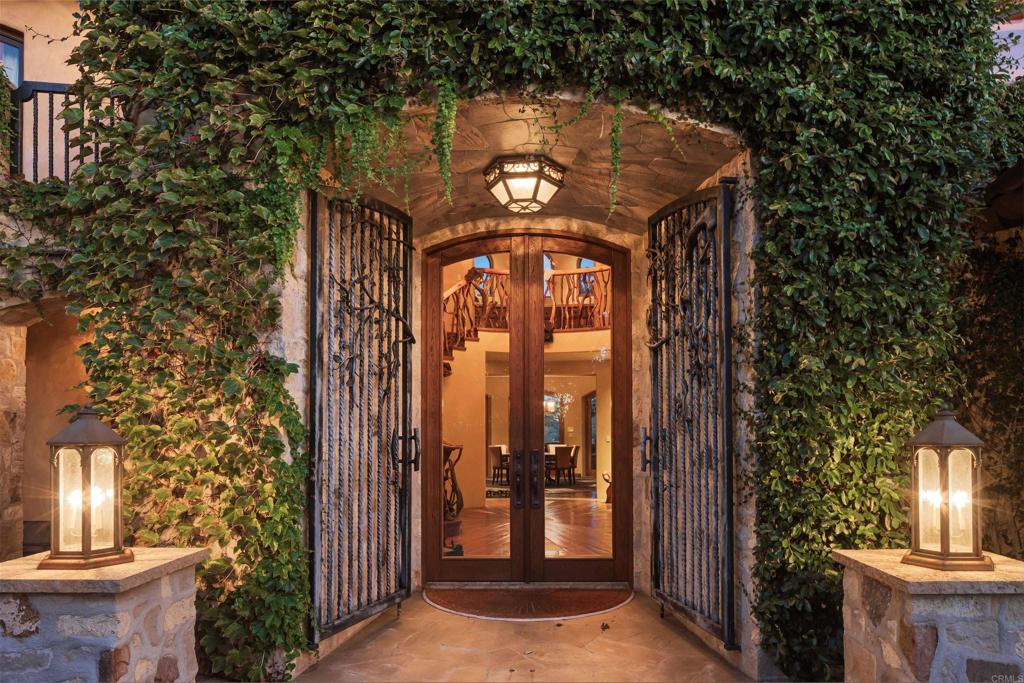 main property photo 25