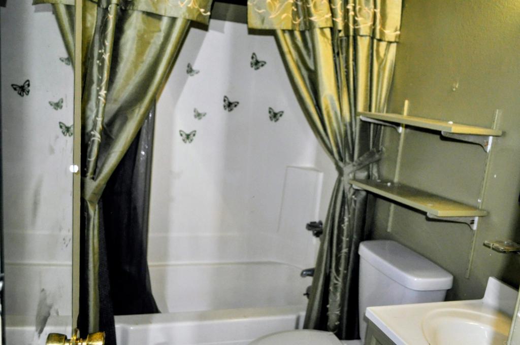 main property photo 14