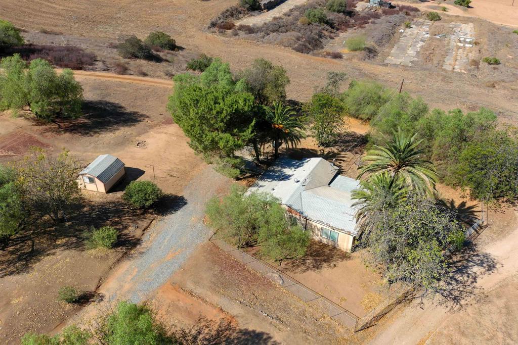 main property photo 30