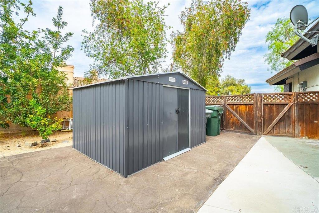 main property photo 51
