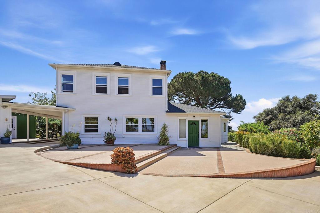 main property photo 28