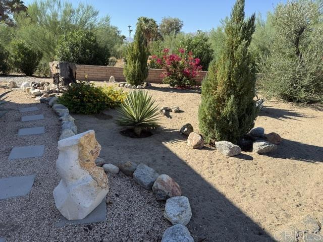 main property photo 28