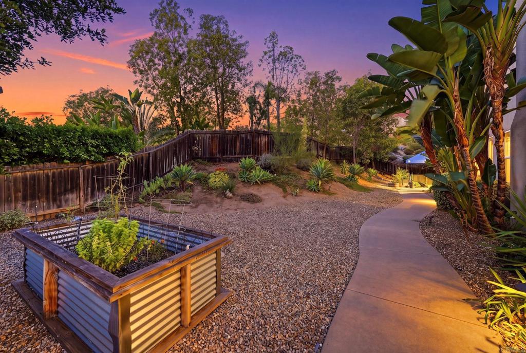 main property photo 50
