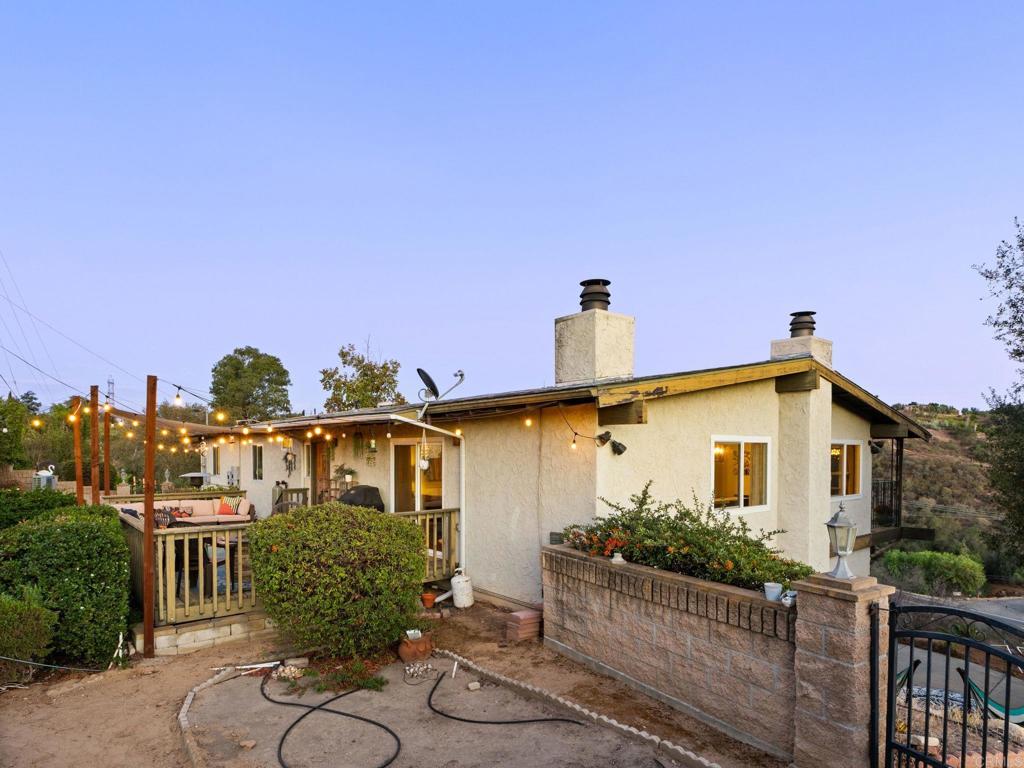 main property photo 45