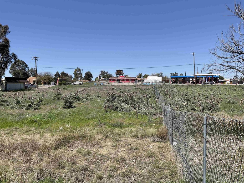 main property photo 31