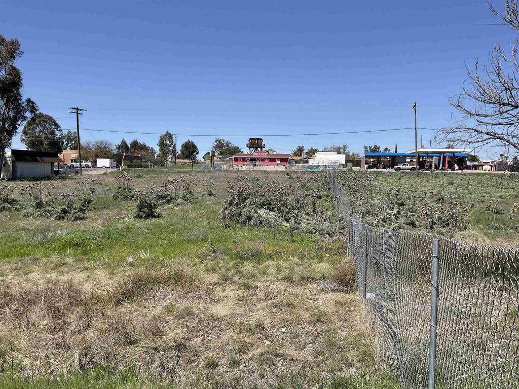 main property photo 35