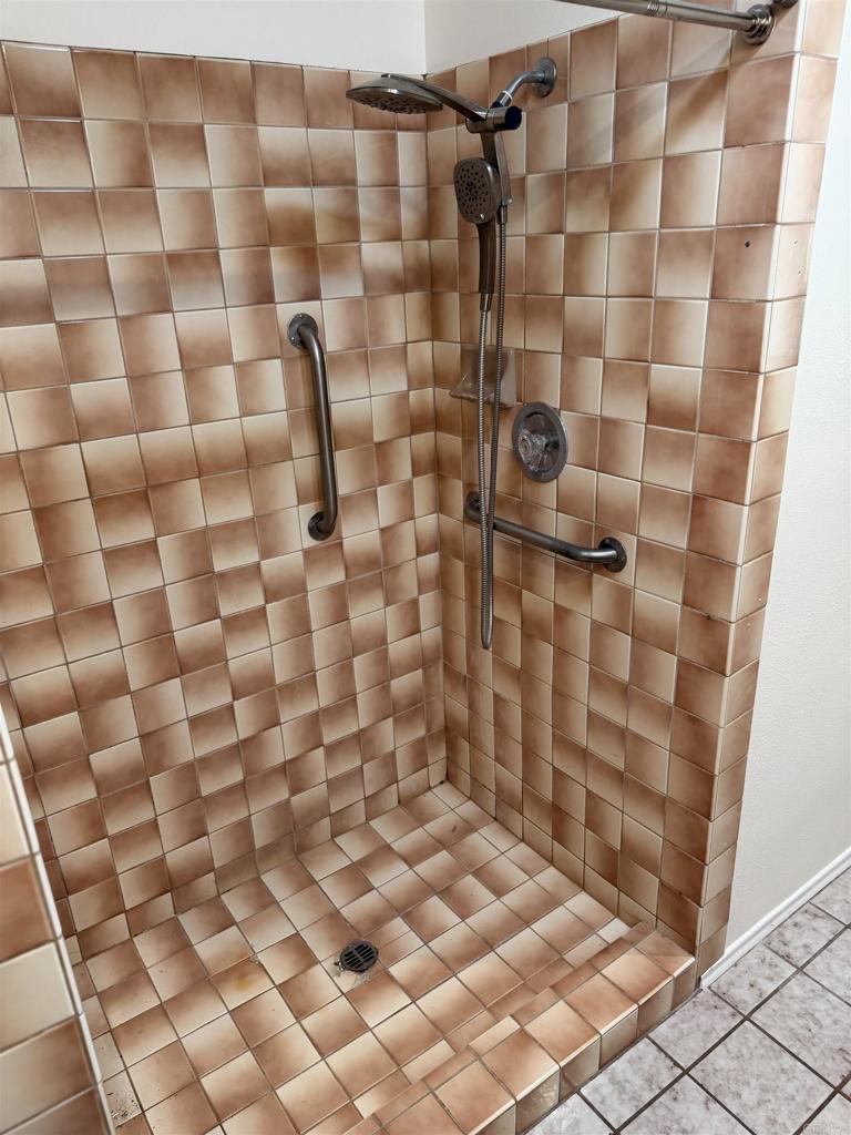 main property photo 64