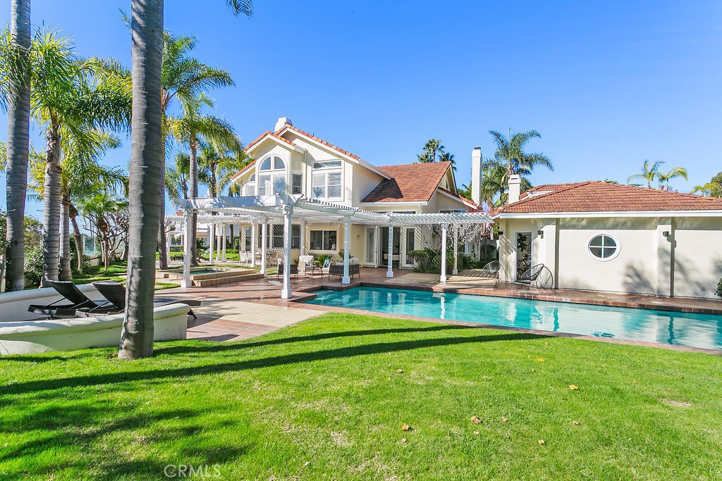 main property photo 6