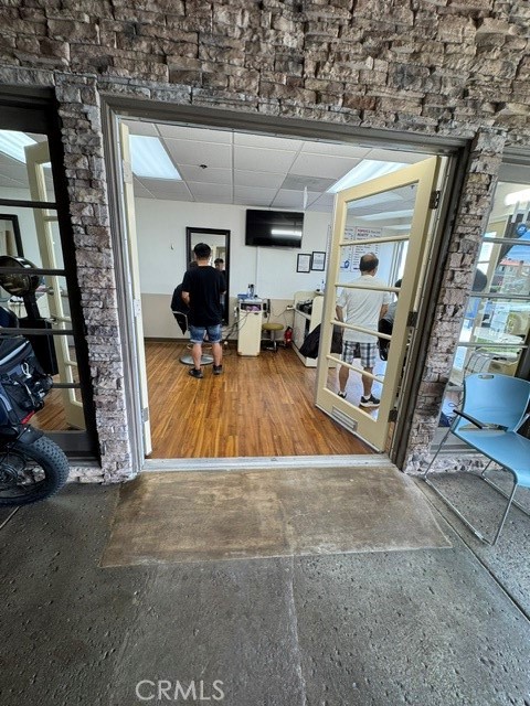 main property photo 25
