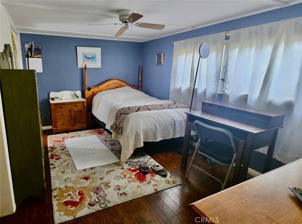 main property photo 13