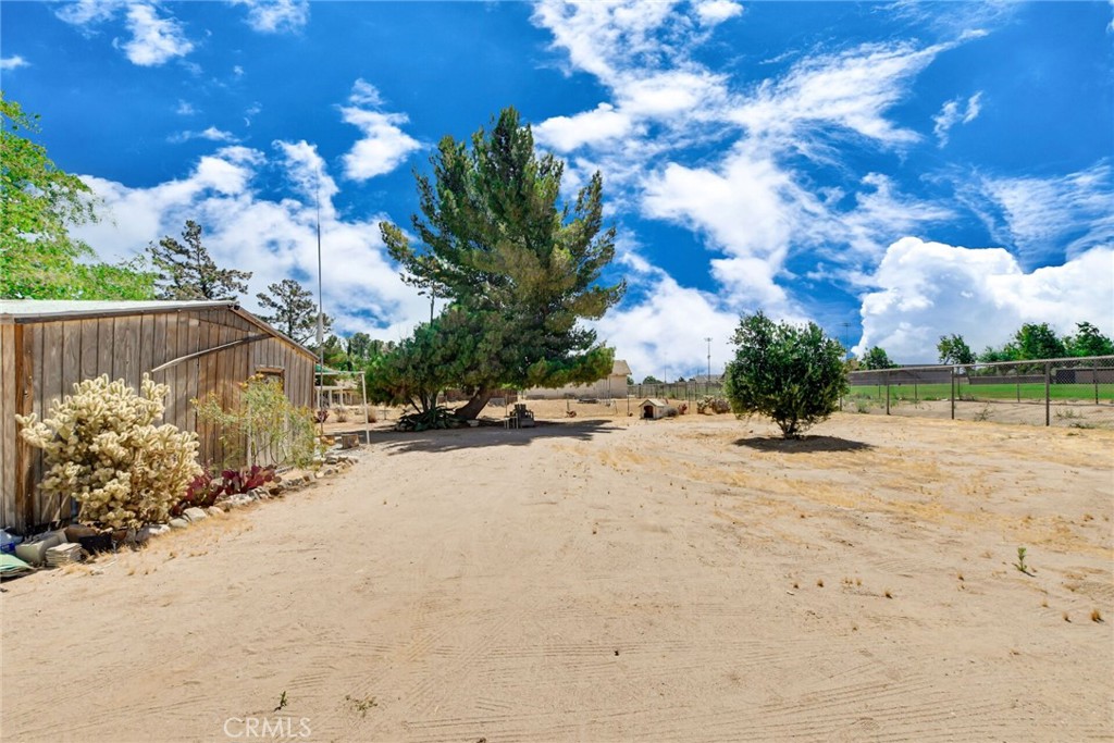 main property photo 31