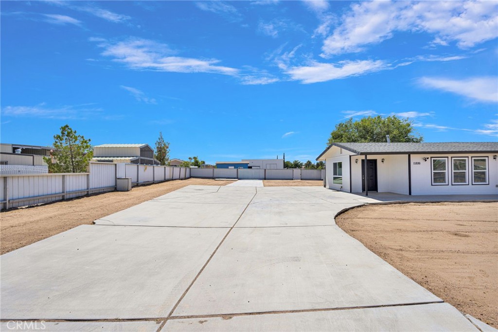 main property photo 54