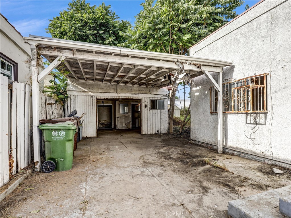 main property photo 19