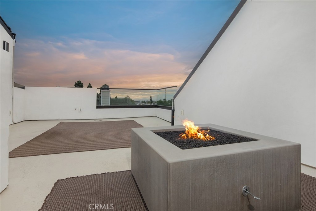 main property photo 61