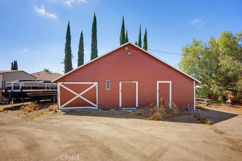 main property photo 34