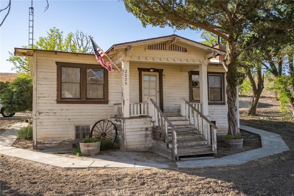 main property photo 22