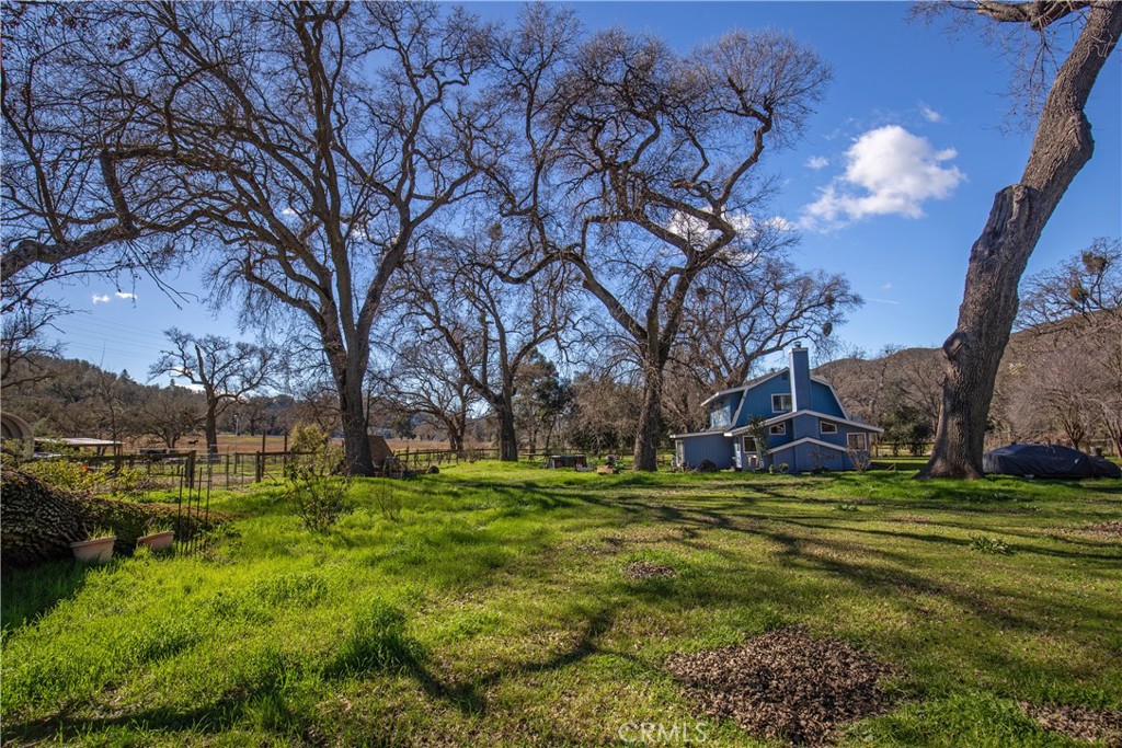 main property photo 17